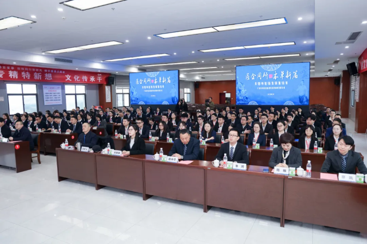 pg国际-不凡成就非凡,相信品牌的力量